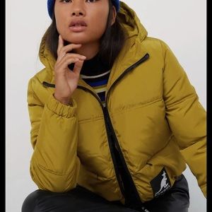 Kangol x H&M NWT ✨💚🦘